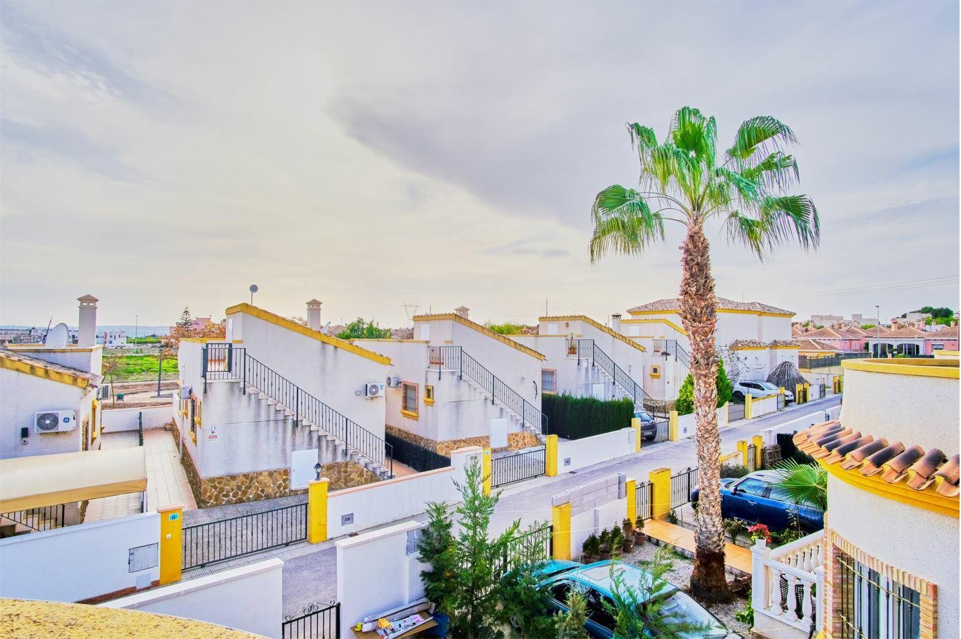 Terrace in villa for sale in Los Montesinos