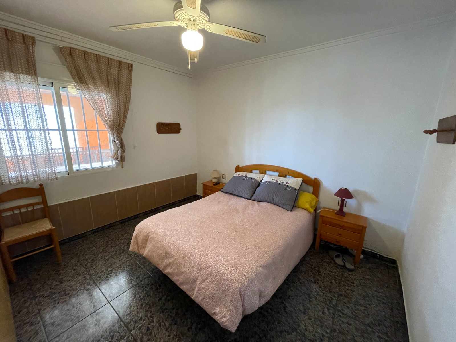 Dining area in villa for sale in Guardamar del Segura