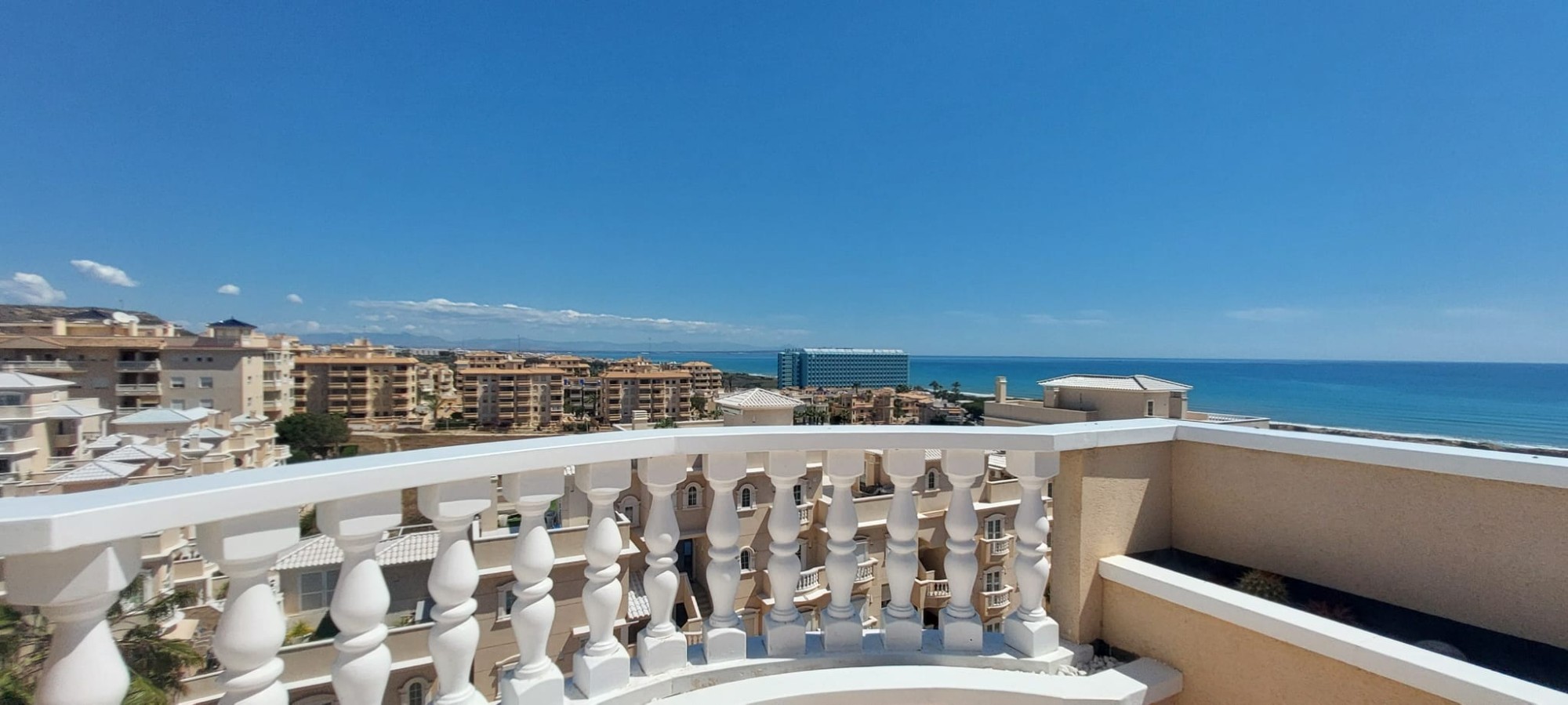 Pool area in apartment for sale in Guardamar del Segura