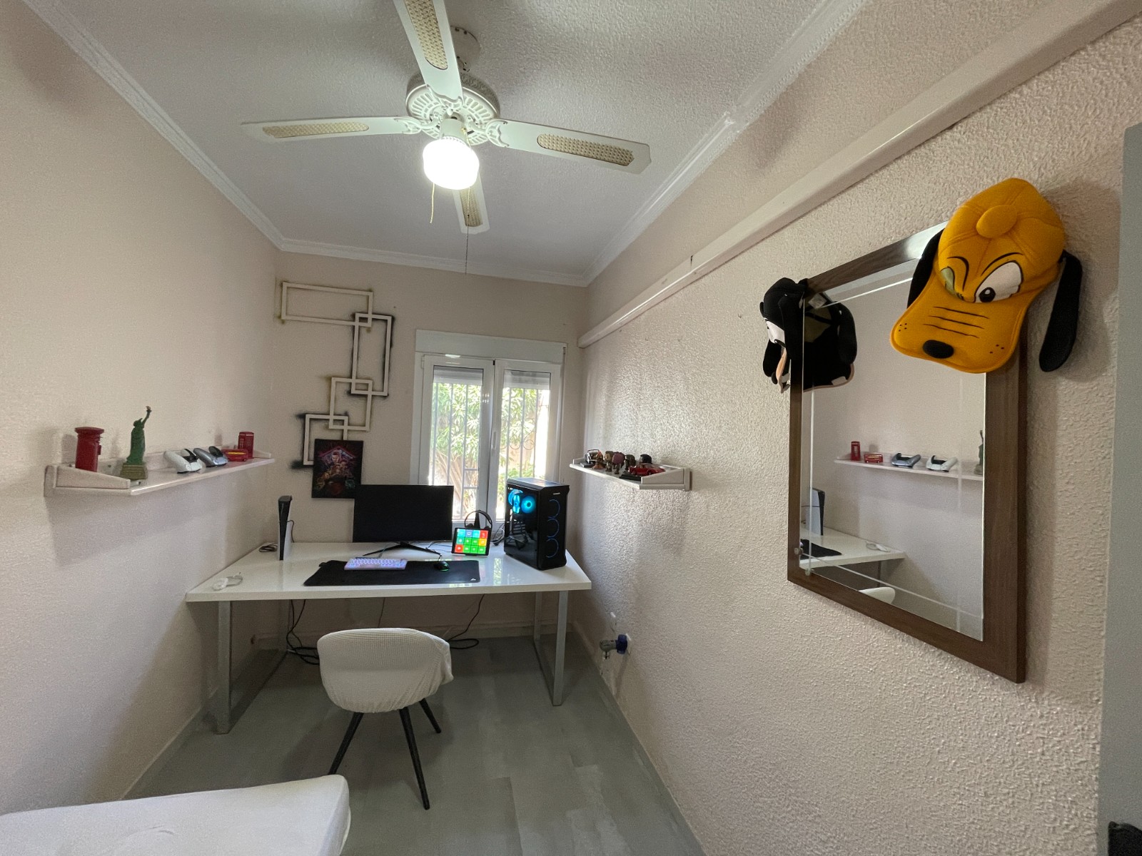 Master bedroom in villa for sale in Ciudad Quesada