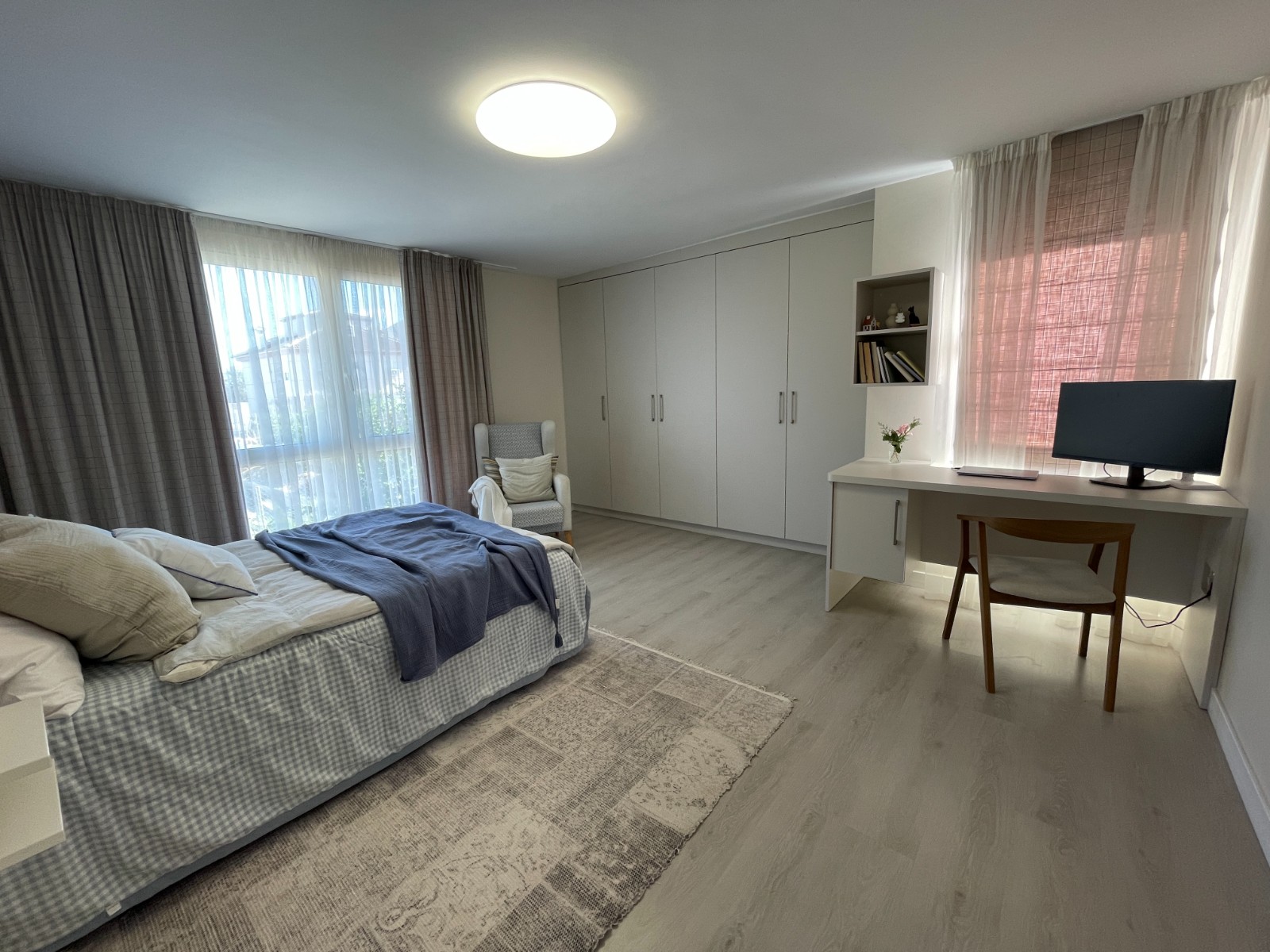 Bathroom in villa for sale in Orihuela