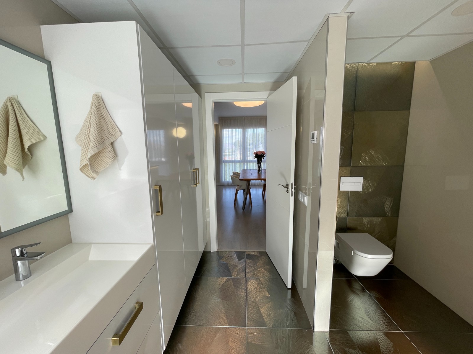 Pool area in villa for sale in Orihuela