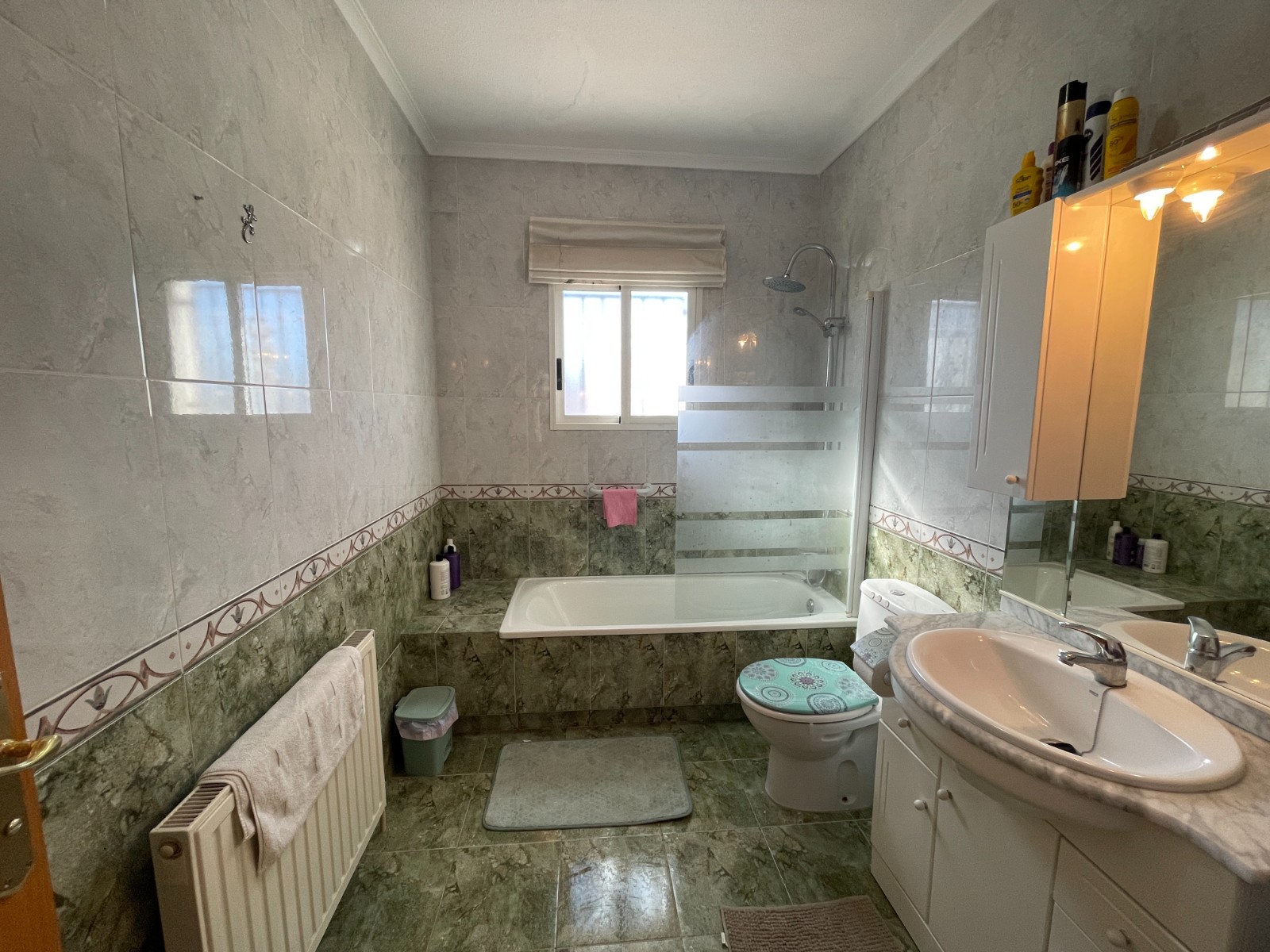 Exterior view in villa for sale in Catral