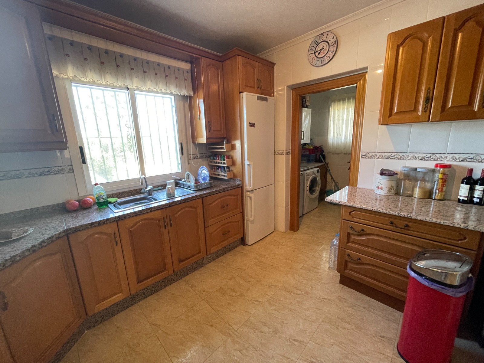 Bathroom in villa for sale in Catral