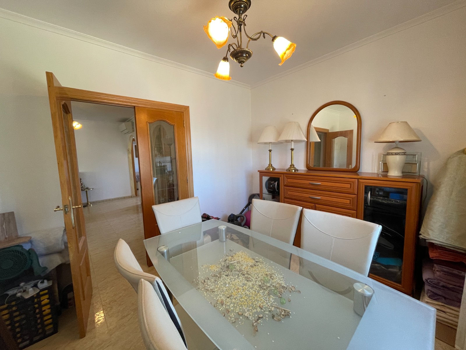Dining area in villa for sale in Catral