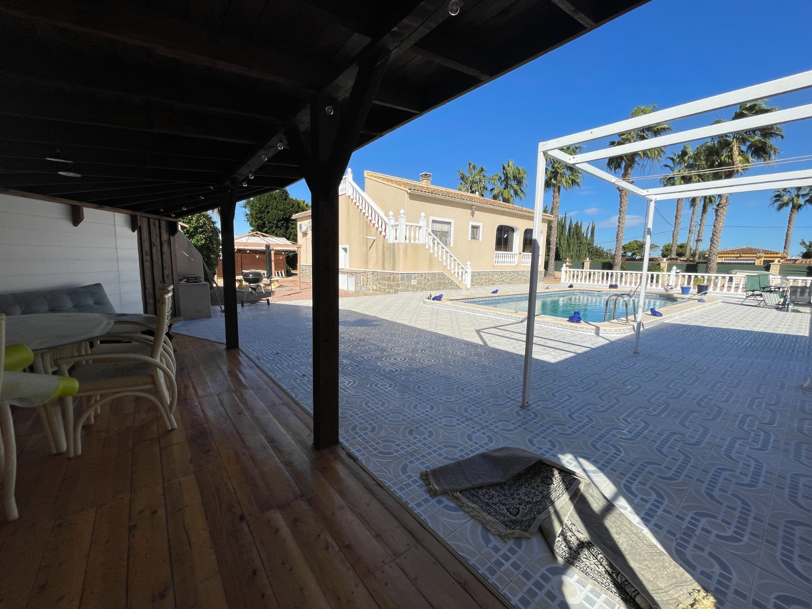 Bathroom in villa for sale in Catral