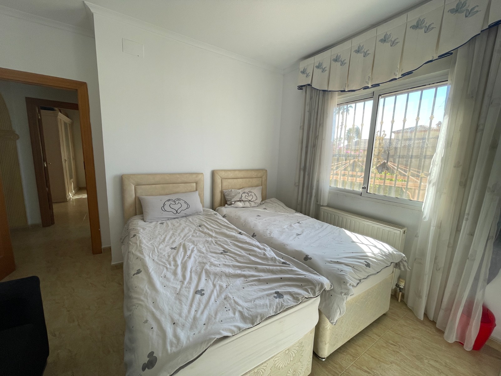 Garden in villa for sale in Catral