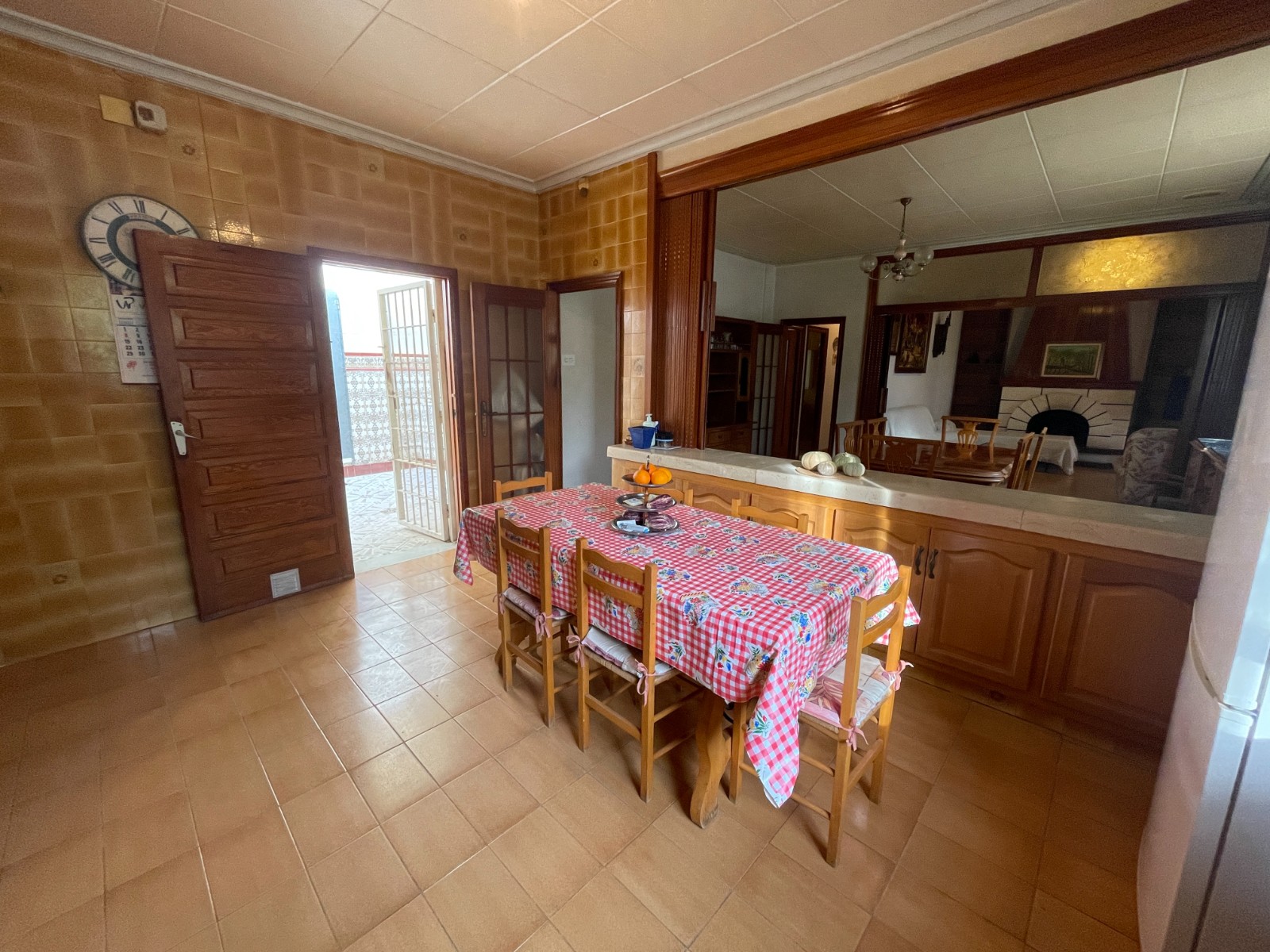 Kitchen in villa for sale in Elche
