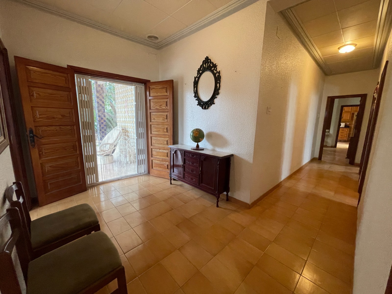 Bathroom in villa for sale in Elche