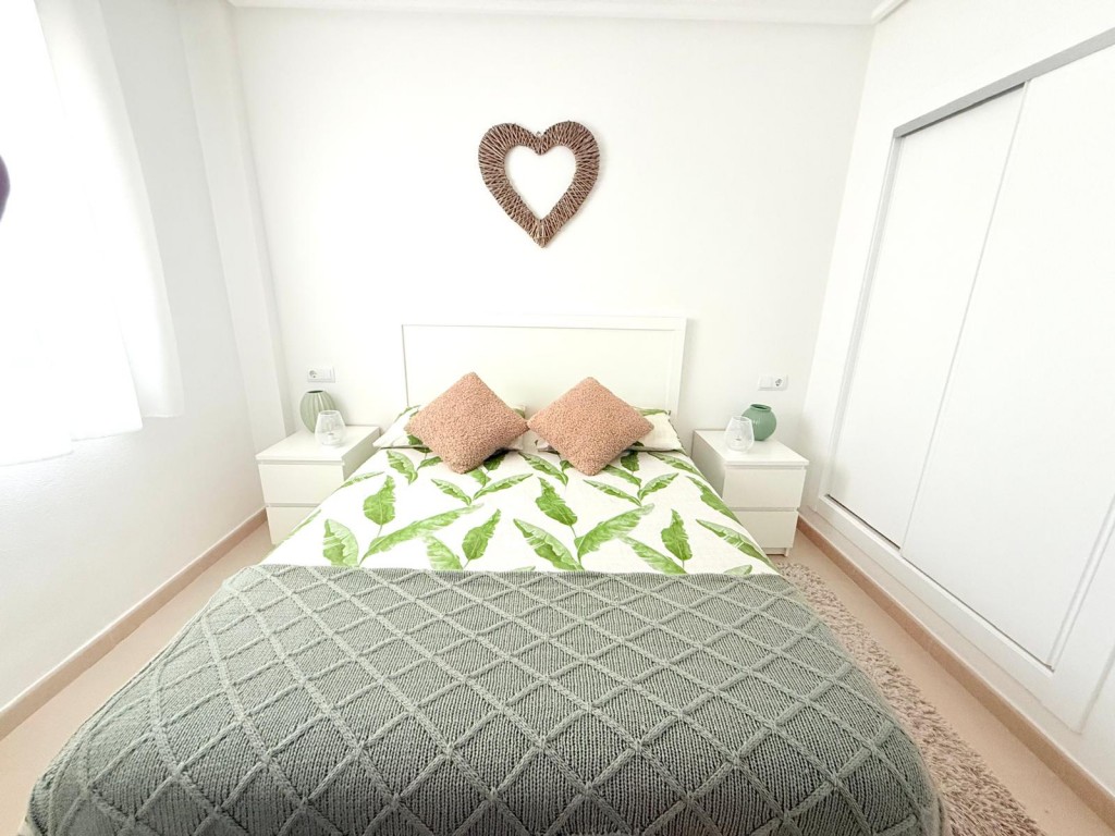 Bedroom in apartment for sale in Hacienda Riquelme Golf Resort