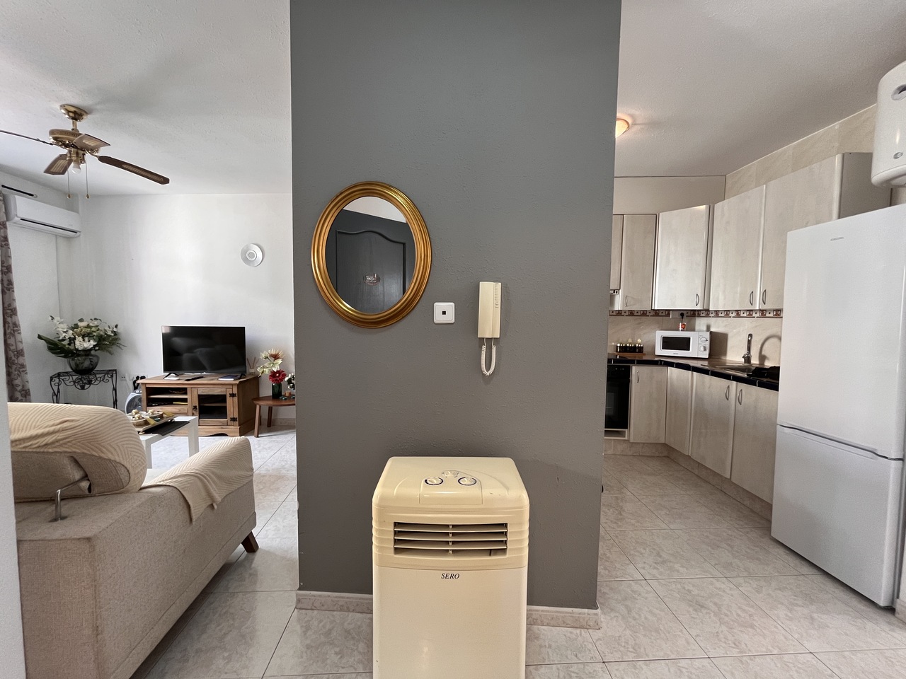 Living room in apartment for sale in San Miguel de Salinas