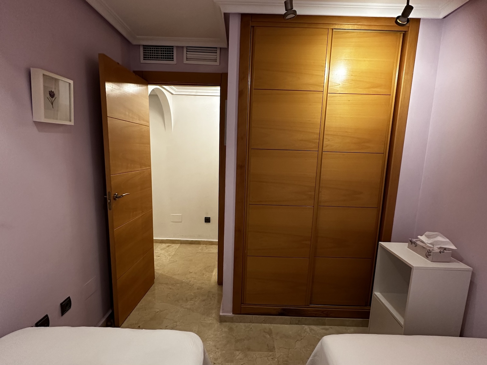 Bedroom in apartment for sale in Guardamar del Segura