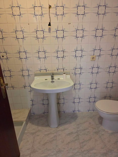 Bedroom in apartment for sale in Torrevieja
