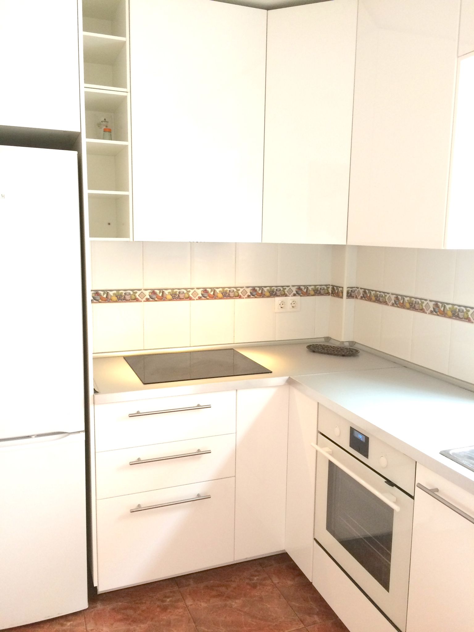 Discover this elegant three-storey townhouse, designed to be enjoyed all year round or as a holiday
