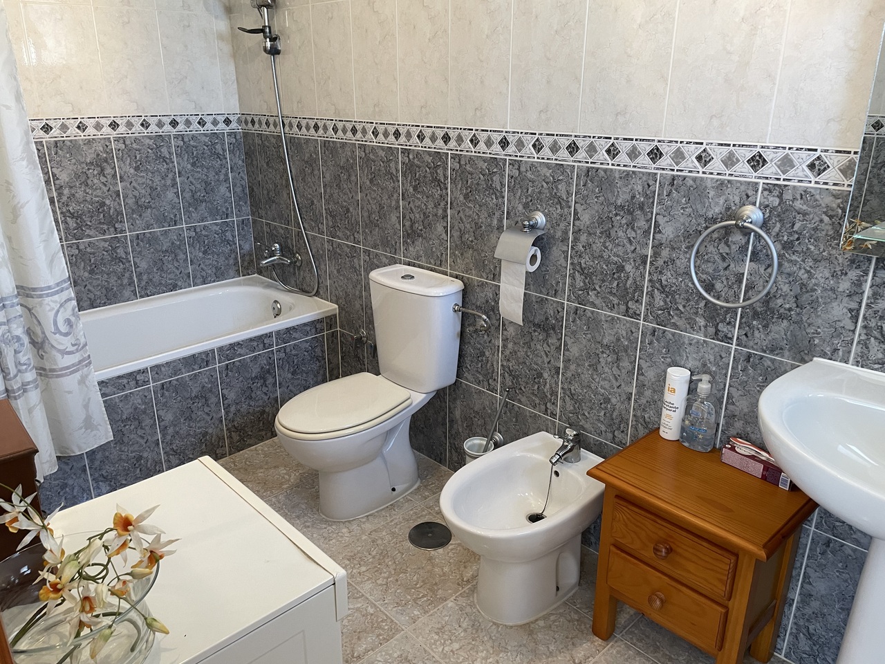 Bedroom in villa for sale in Camposol