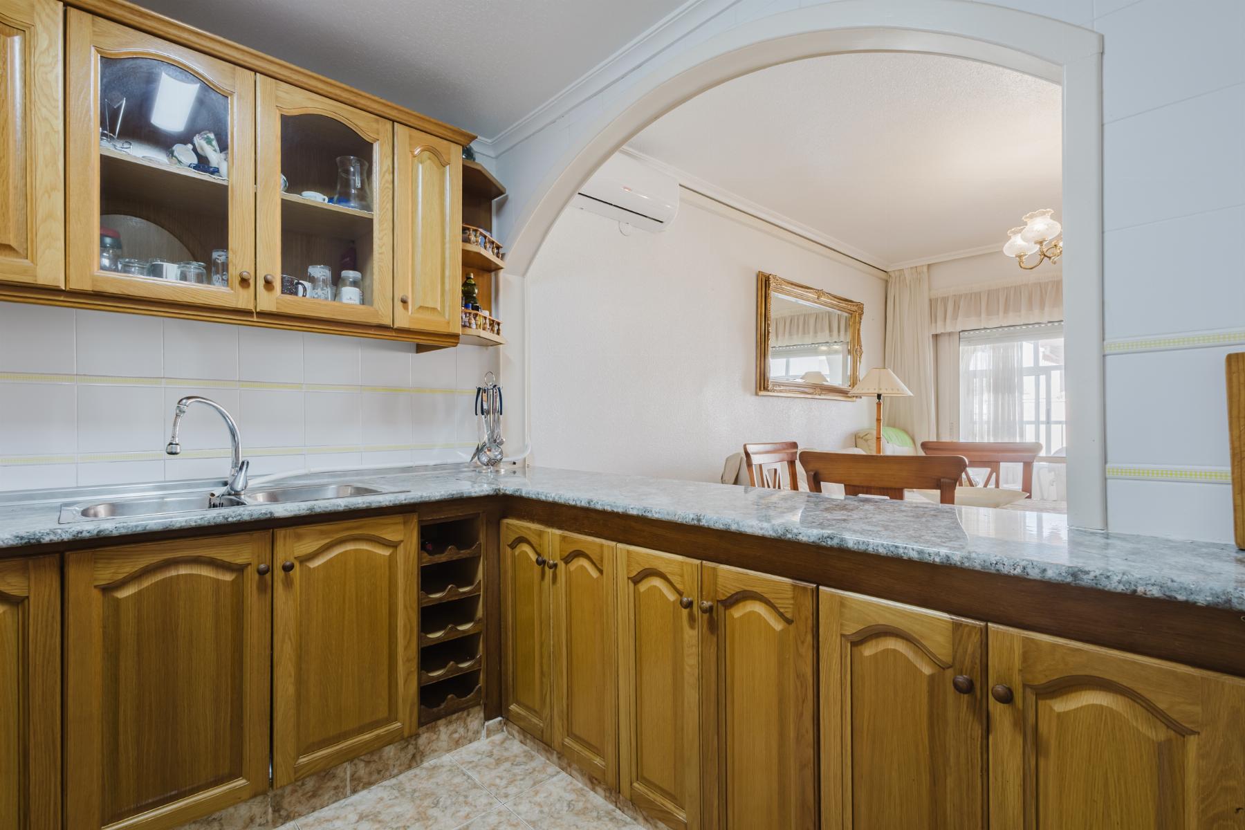 Terrace in apartment for sale in Torrevieja