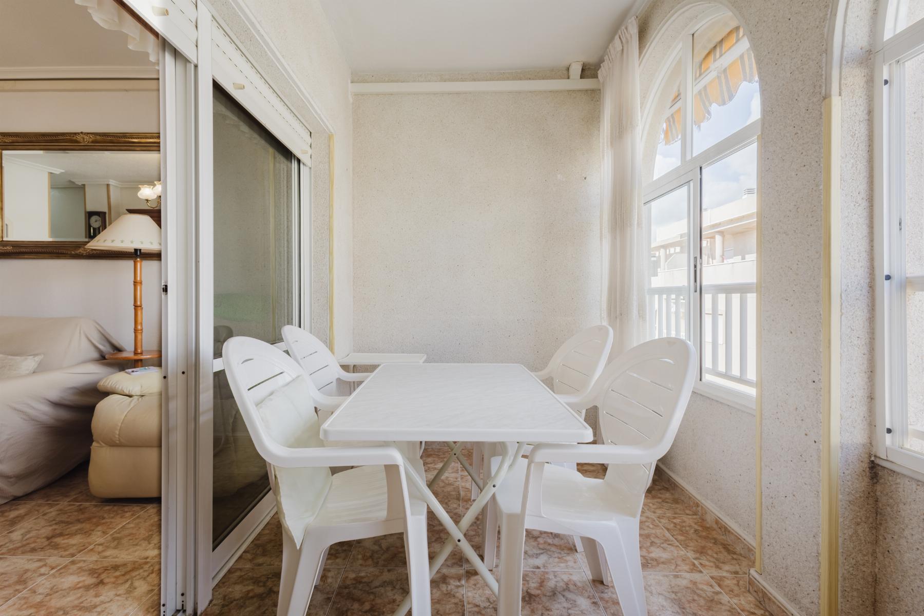 Kitchen in apartment for sale in Torrevieja