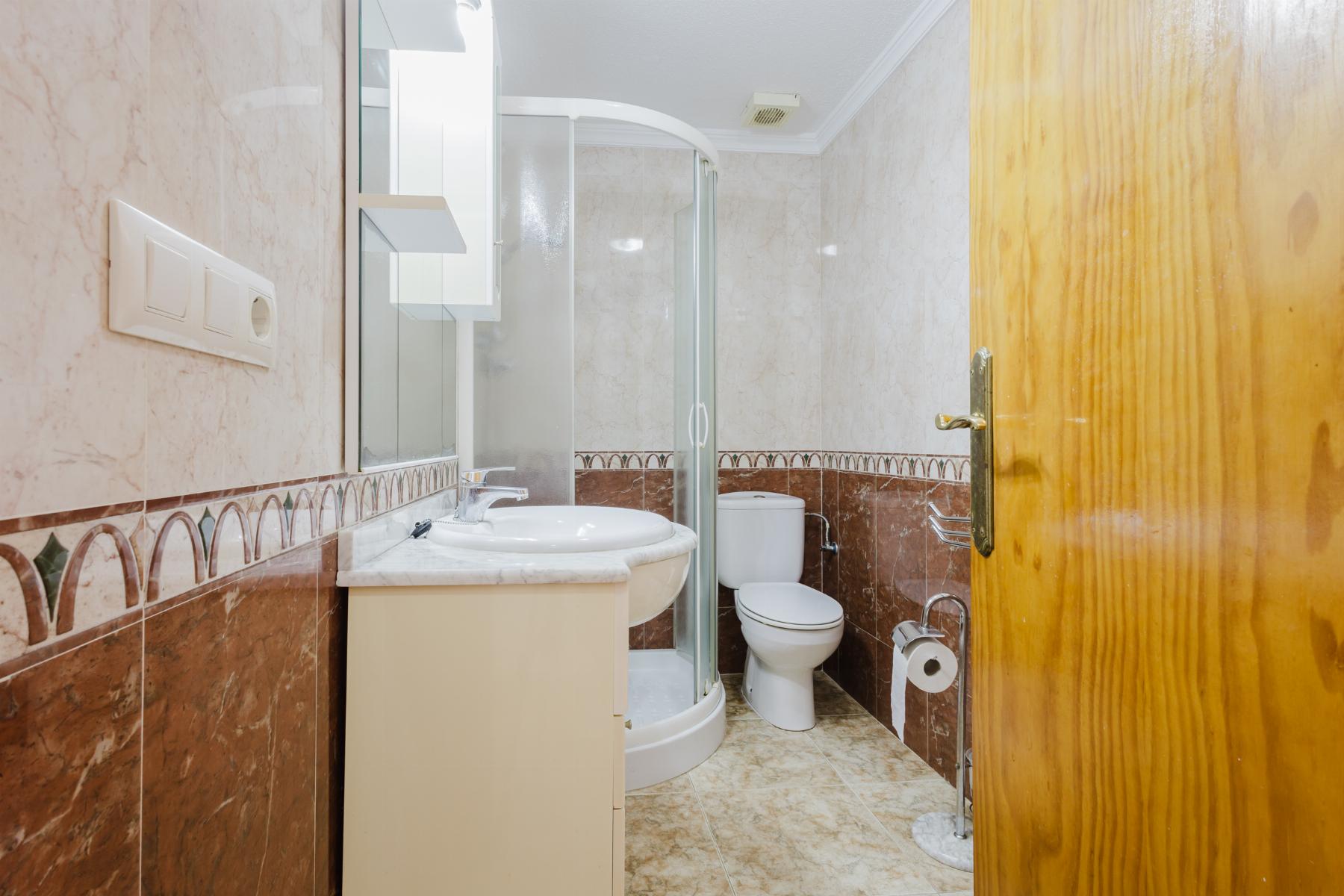 Terrace in apartment for sale in Torrevieja