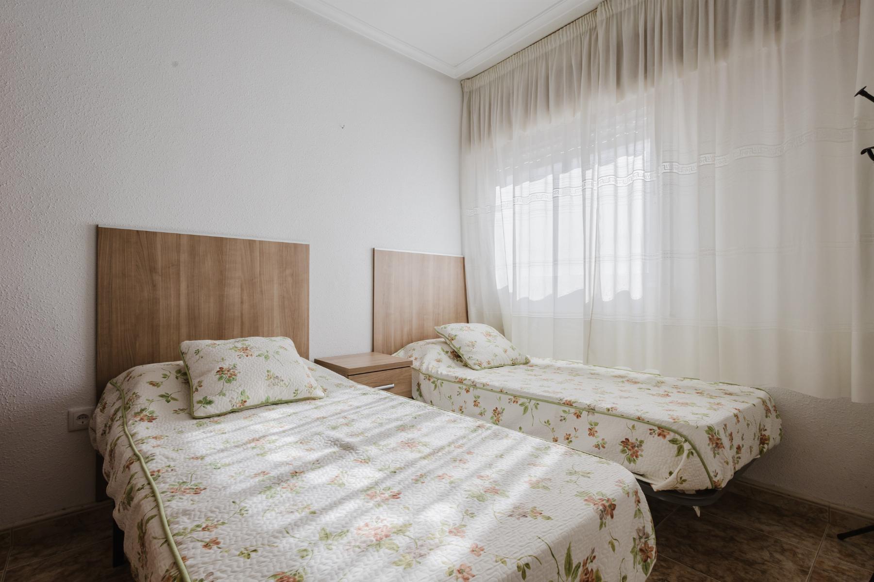 YOUR PENTHOUSE IN TORREVIEJA LIVE WHERE OTHERS VACATION Price €149