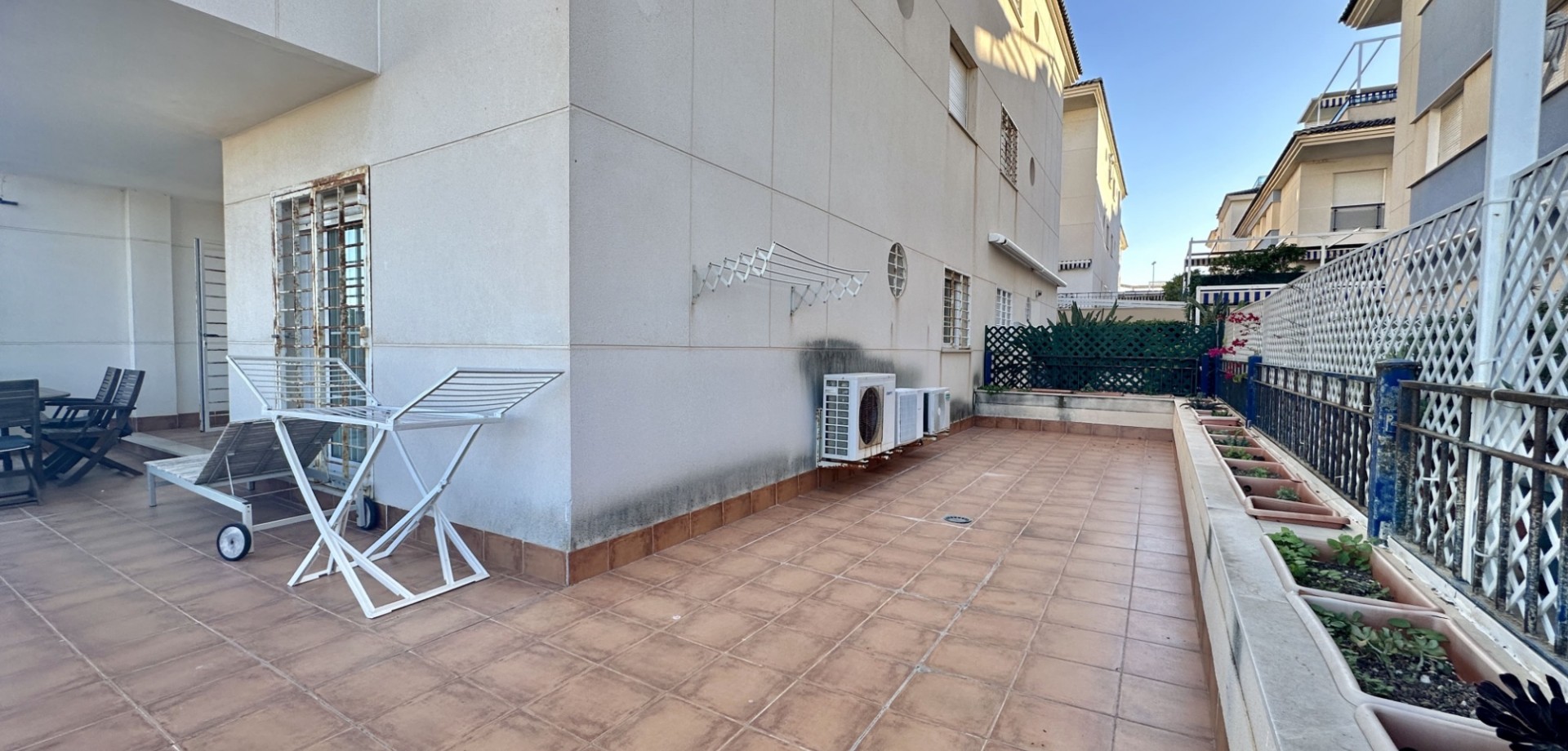 Living room in apartment for sale in Mil Palmeras