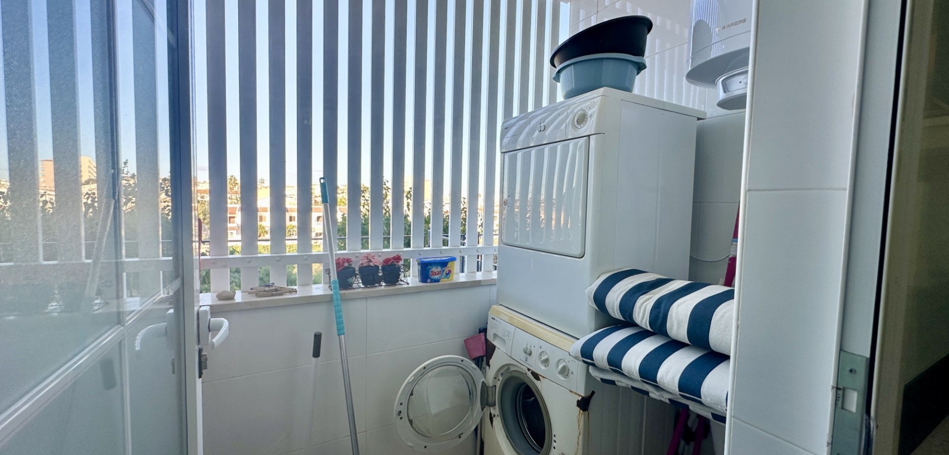 Master bedroom in apartment for sale in Mil Palmeras