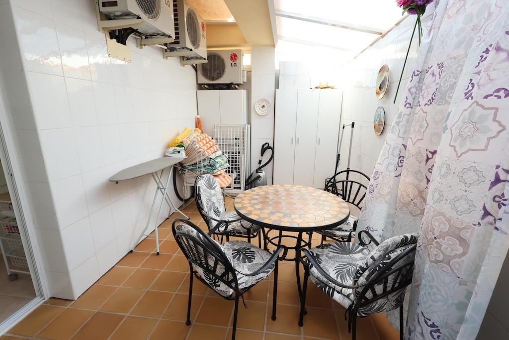 Garden in apartment for sale in Orihuela Costa