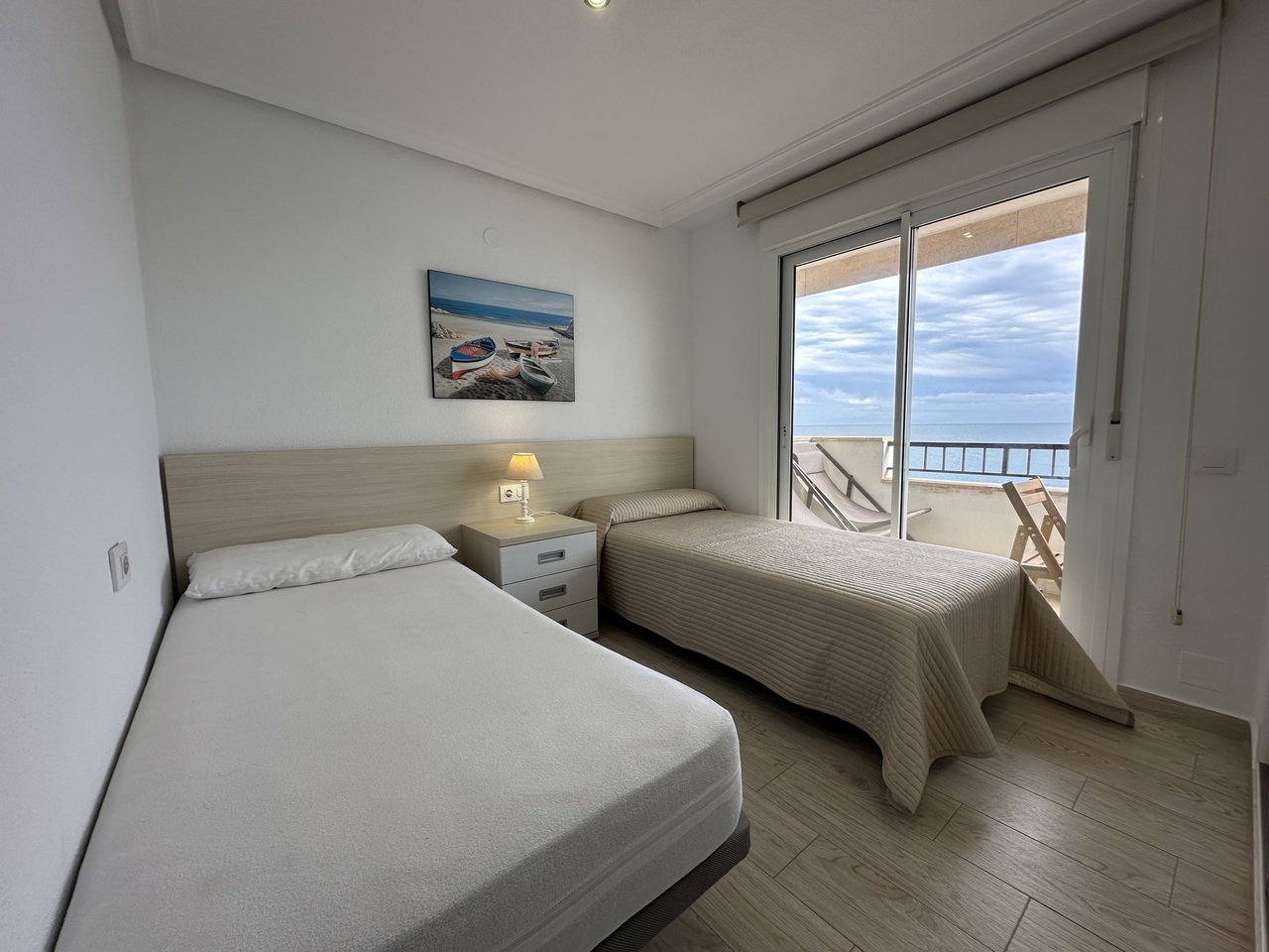 Kitchen in apartment for sale in Mil Palmeras