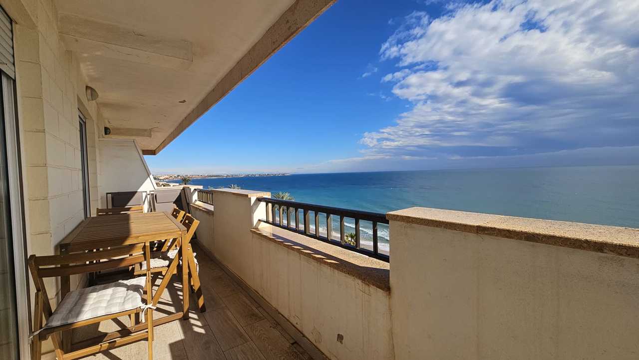 Pool area in apartment for sale in Mil Palmeras