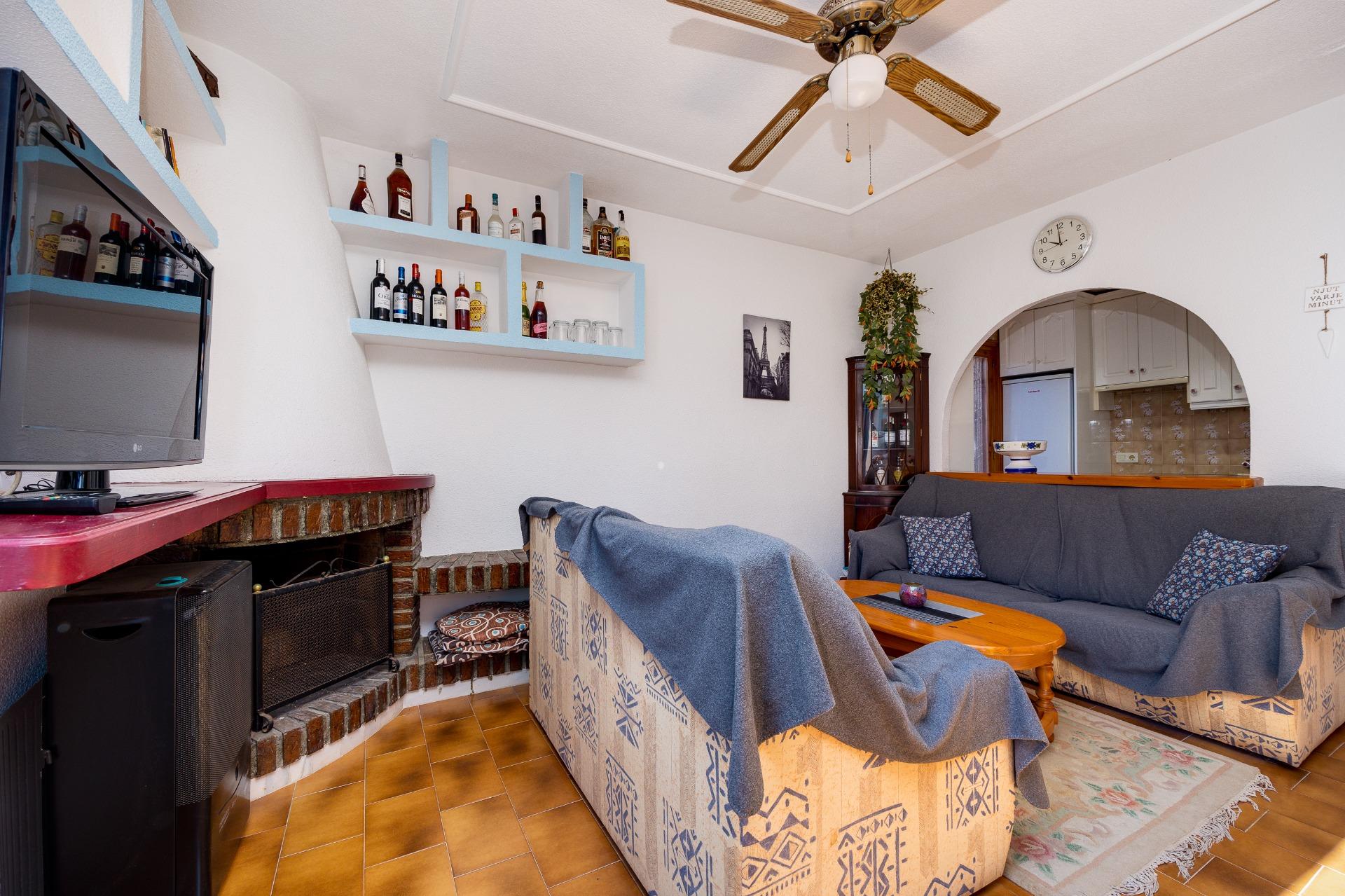 Master bedroom in bungalow for sale in Torrevieja
