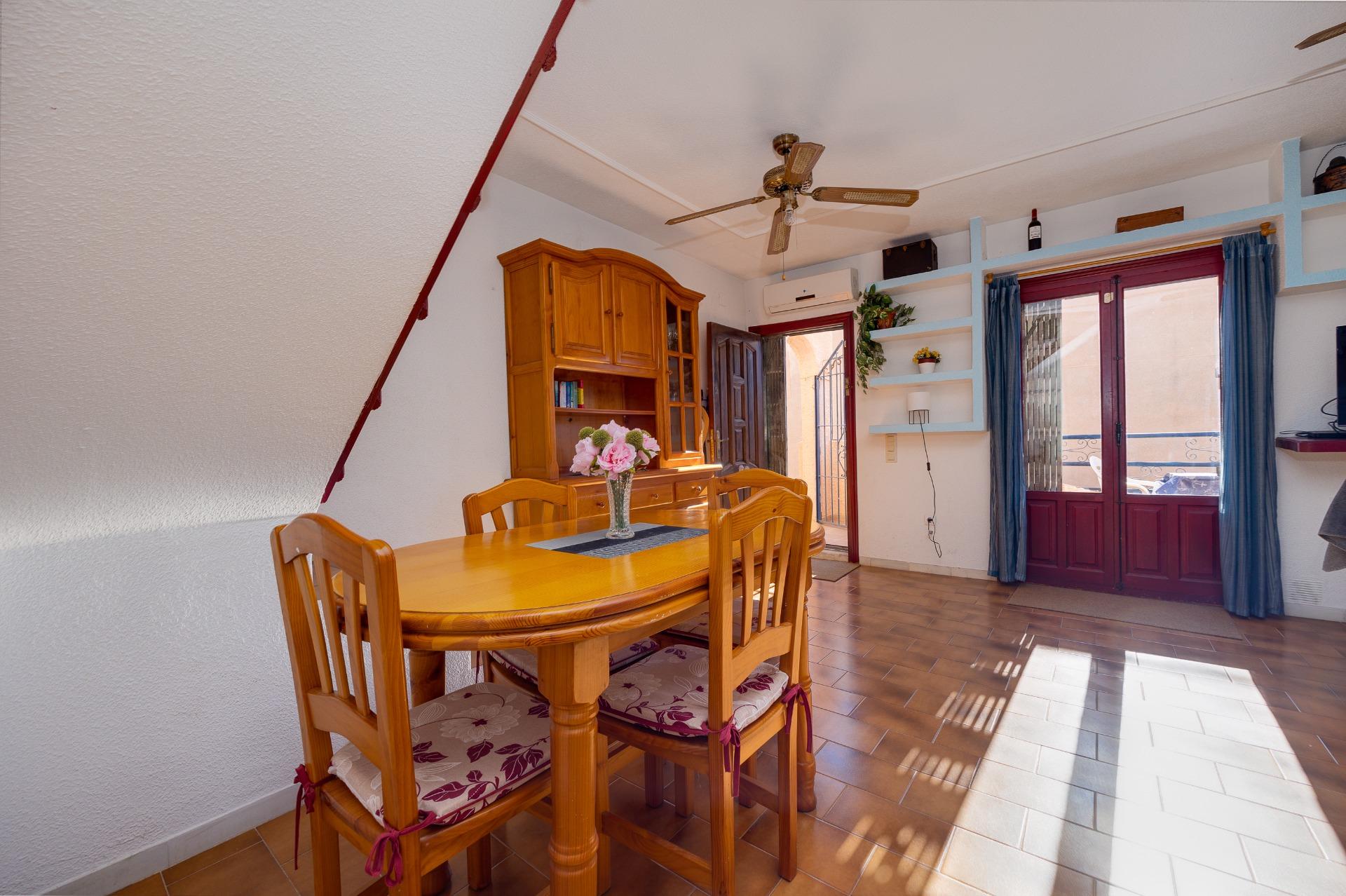 Terrace in bungalow for sale in Torrevieja