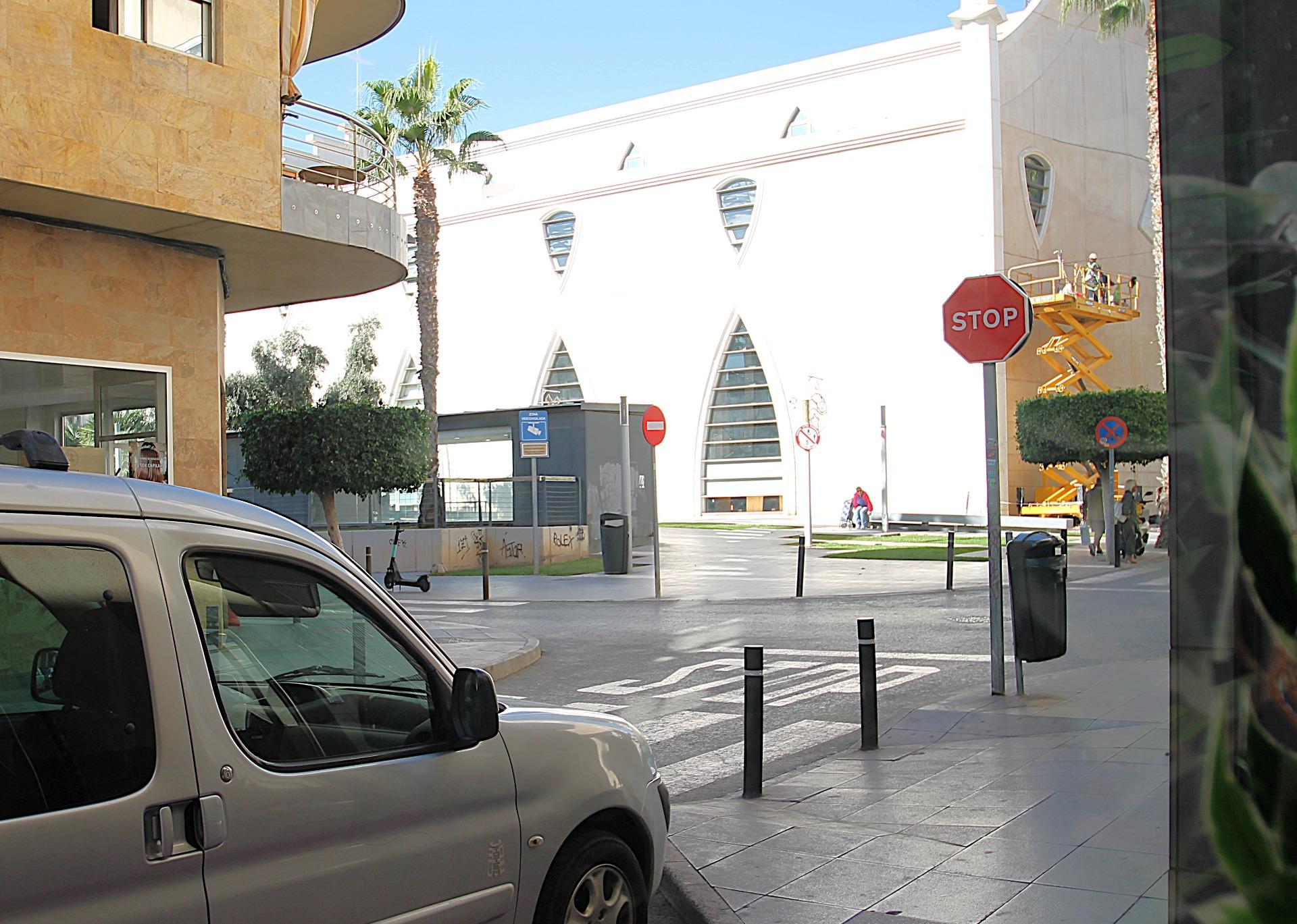 Kitchen in commercial for sale in Torrevieja