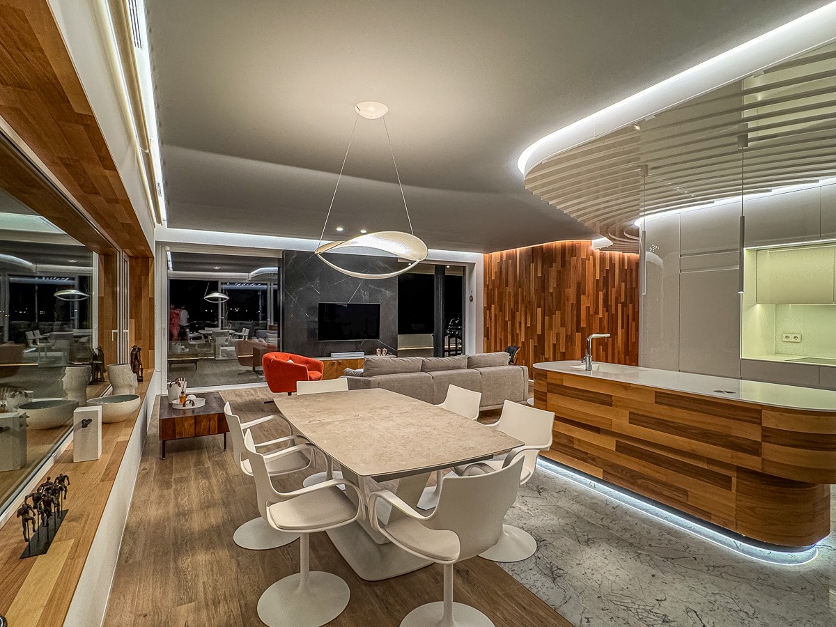 Living room in apartment for sale in Las Colinas Golf