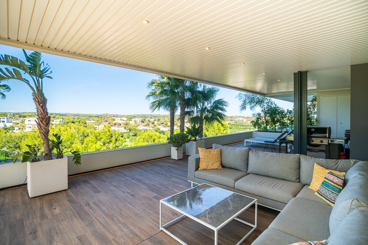 Terrace in apartment for sale in Las Colinas Golf