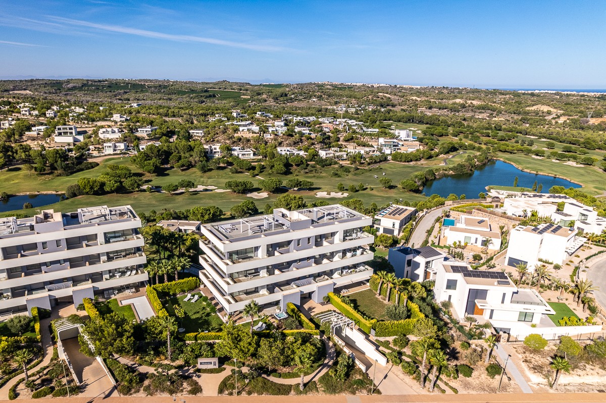 Terrace in apartment for sale in Las Colinas Golf