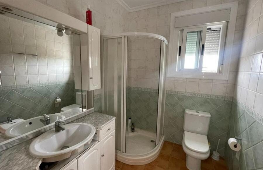 Bathroom in villa for sale in Daya Vieja