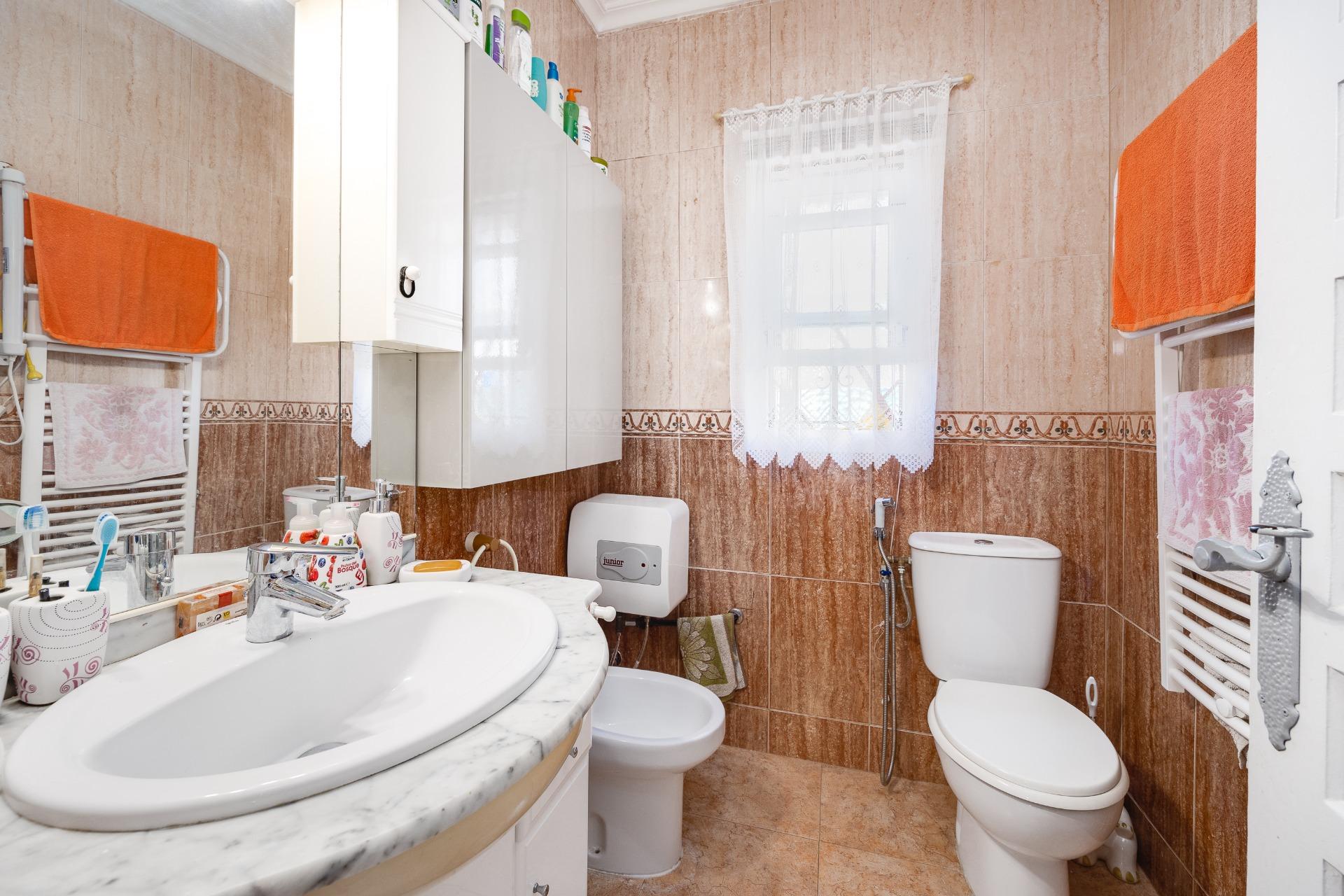 Living room in villa for sale in Torrevieja