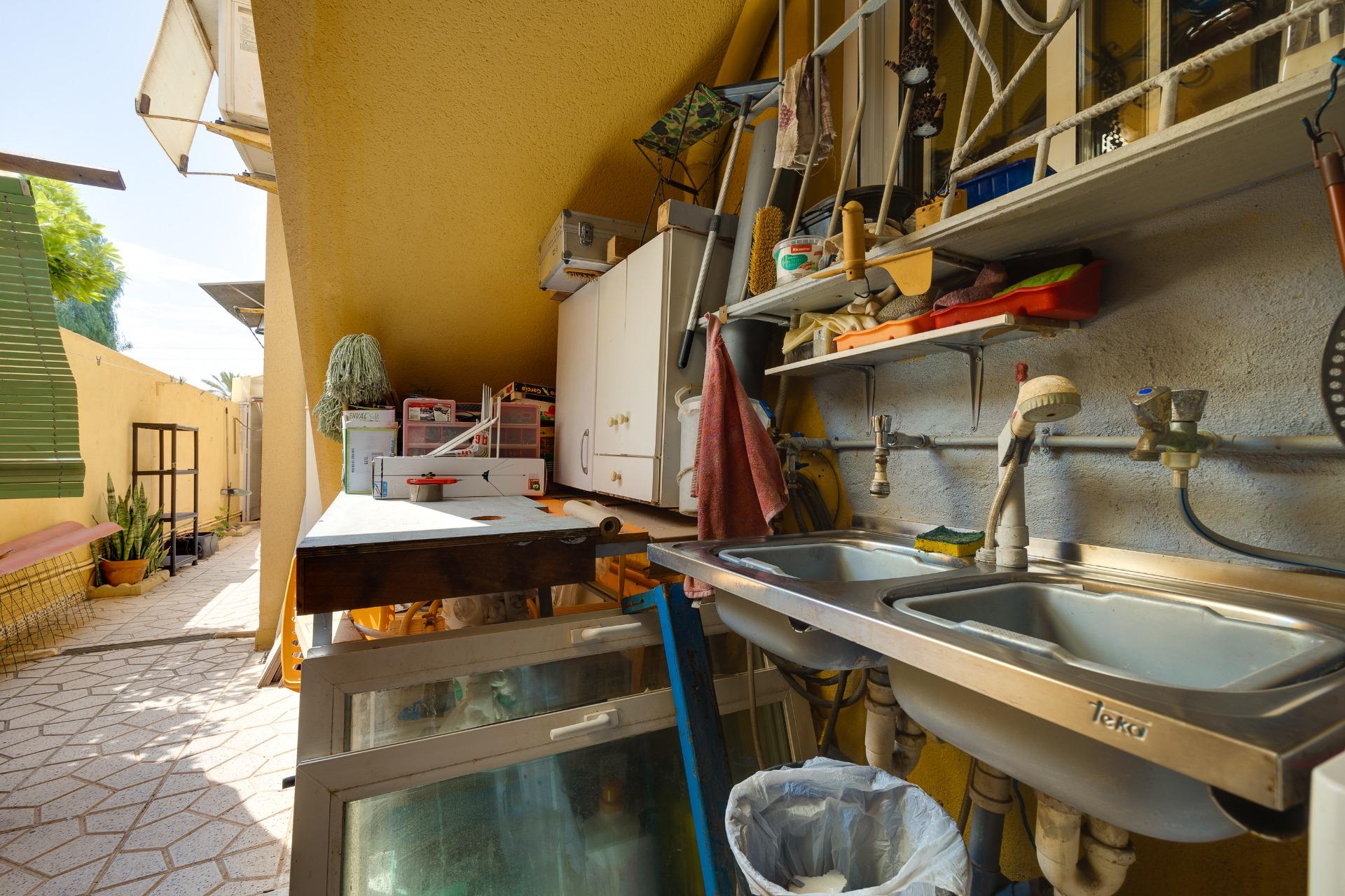 Exterior view in villa for sale in Torrevieja
