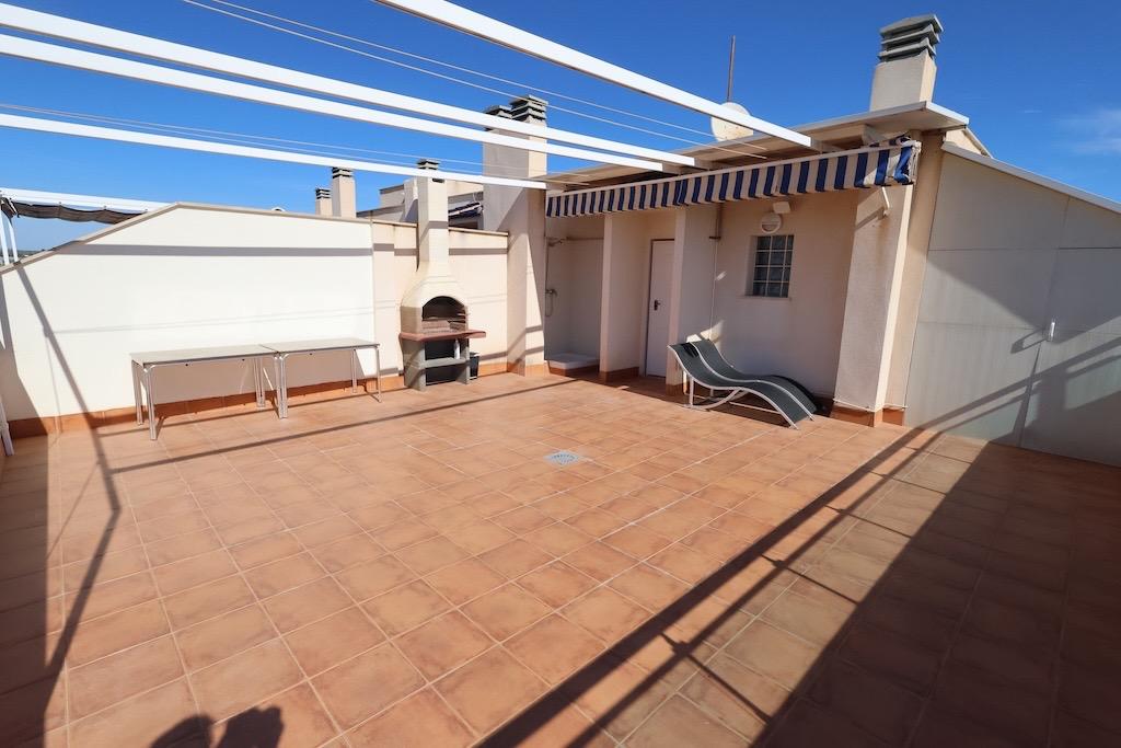 Garden in penthouse for sale in Pilar de La Horadada