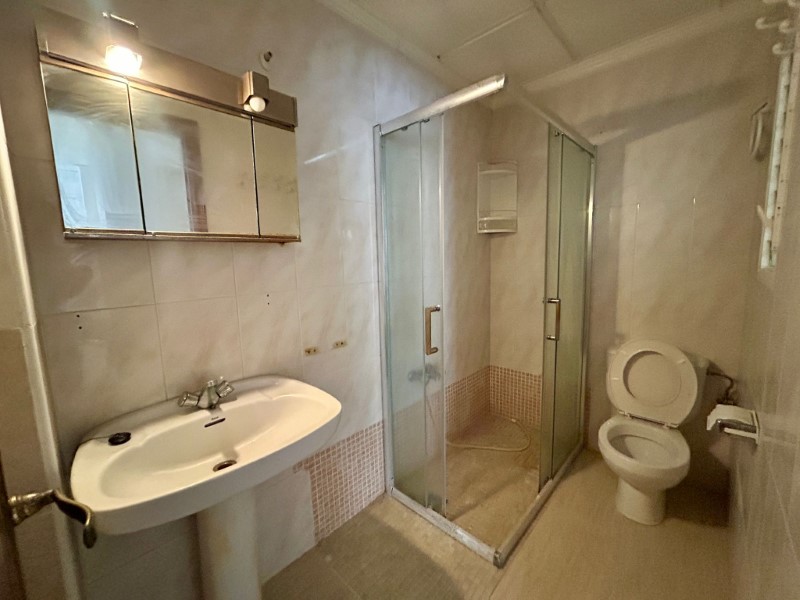 Master bedroom in apartment for sale in Torrevieja
