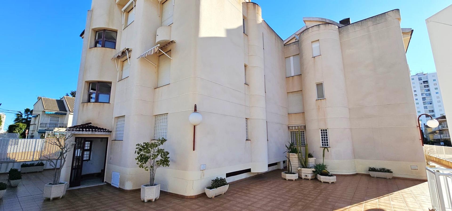 Pool area in apartment for sale in Santiago de la Ribera