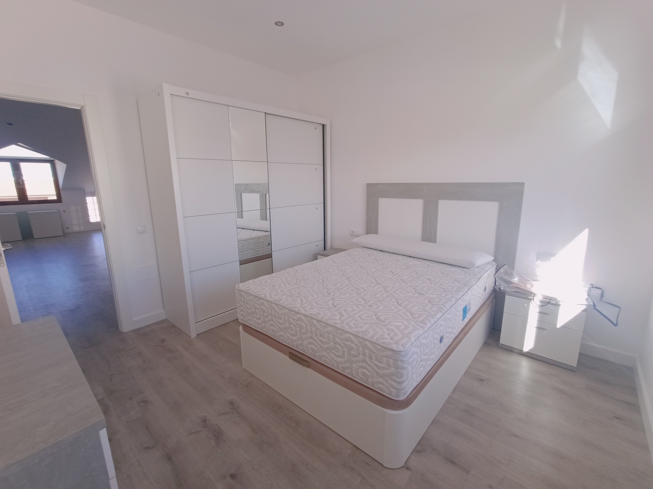 Bedroom in terraced for sale in Roldan