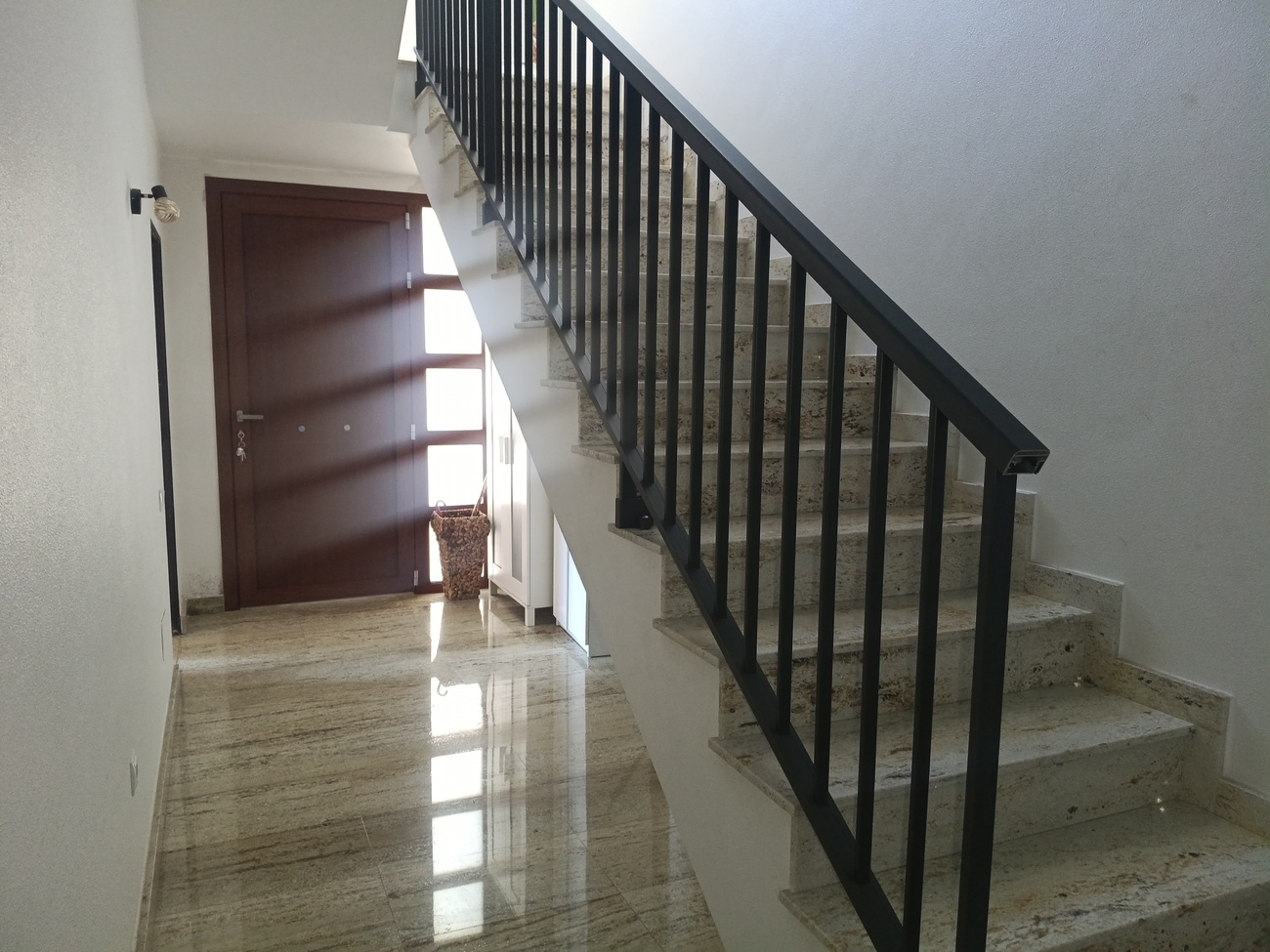 Terrace in terraced for sale in Roldan