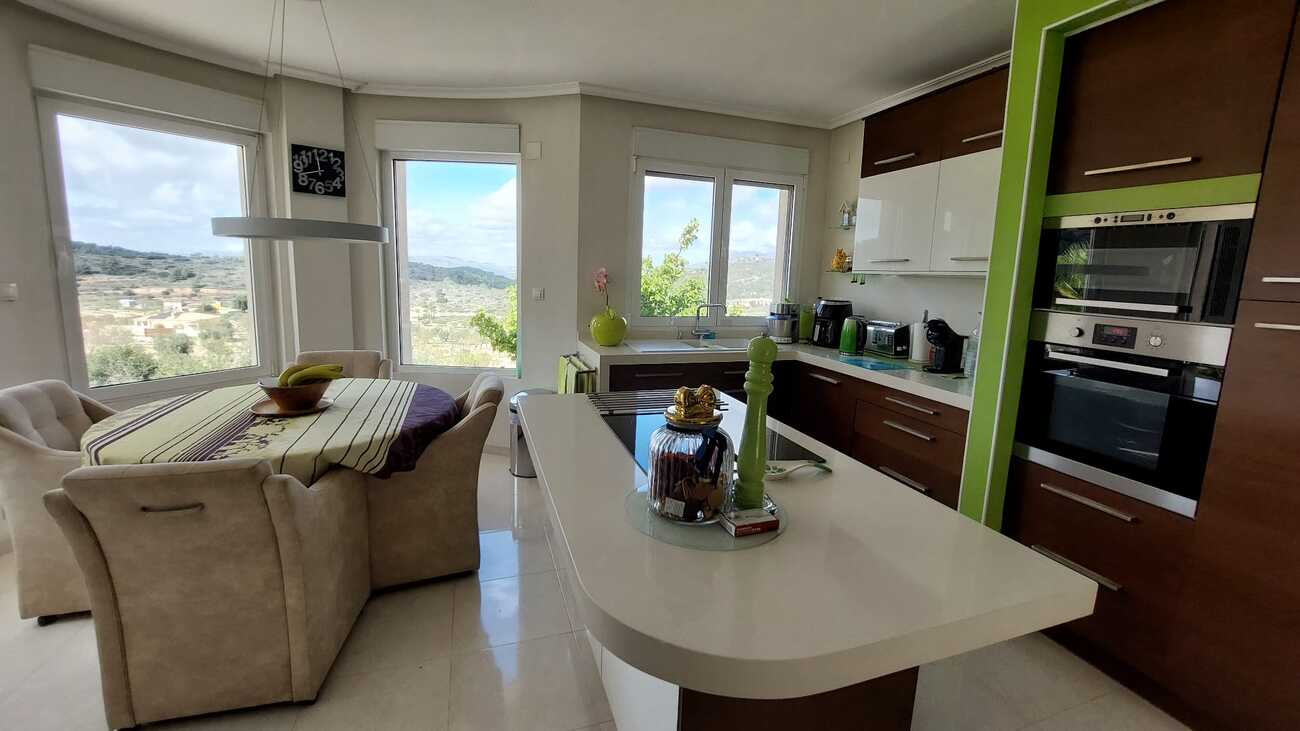 Kitchen in villa for sale in Abanilla