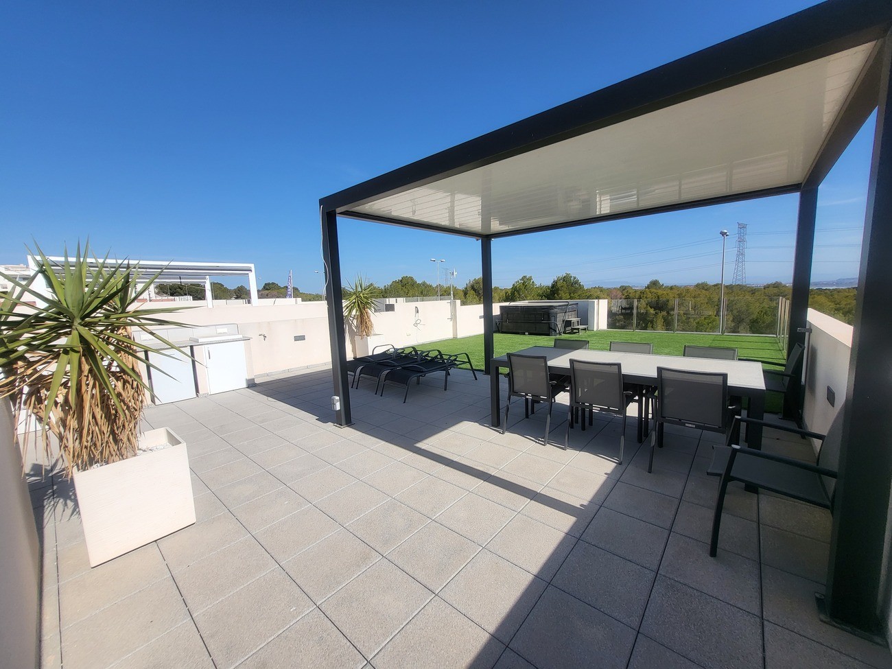 Bedroom in villa for sale in Villamartin