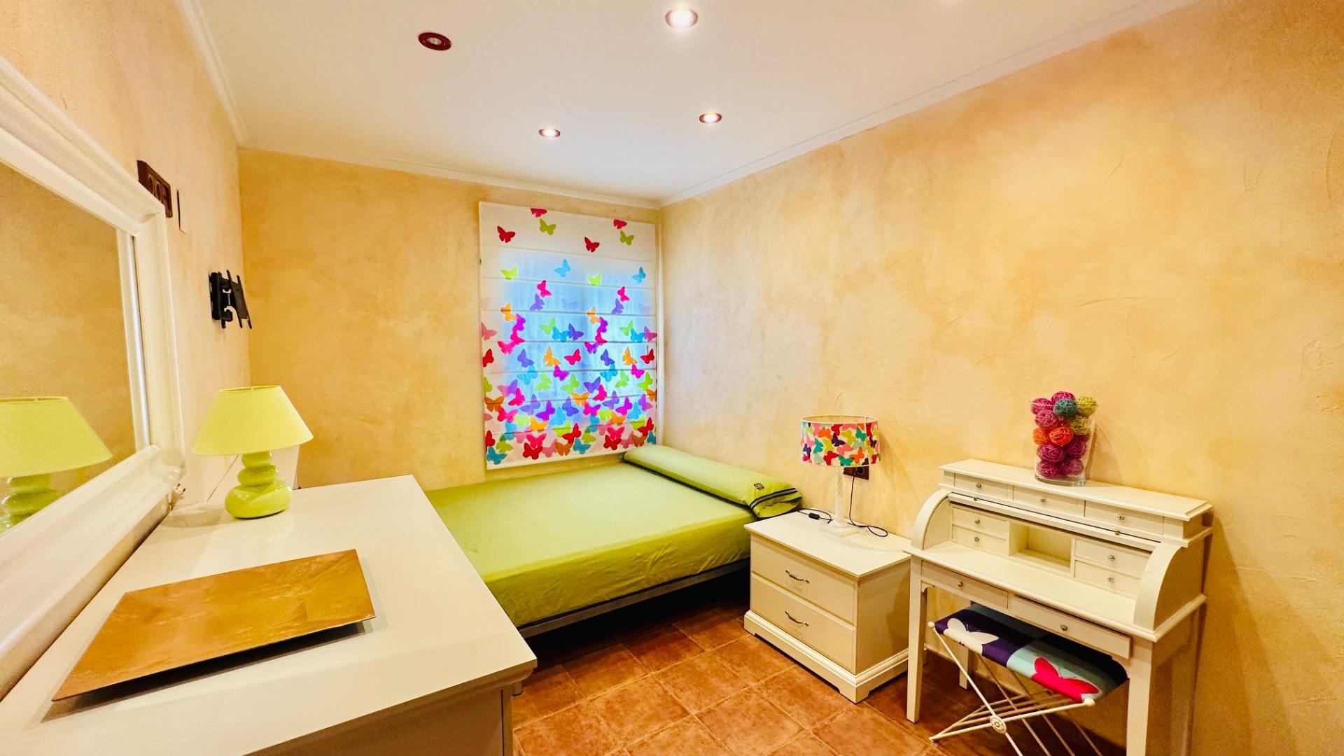 Terrace in villa for sale in Orihuela