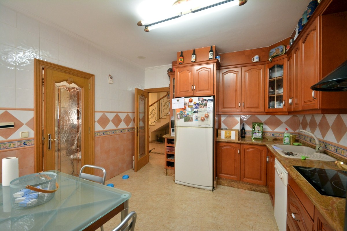 Garden in villa for sale in Guardamar del Segura