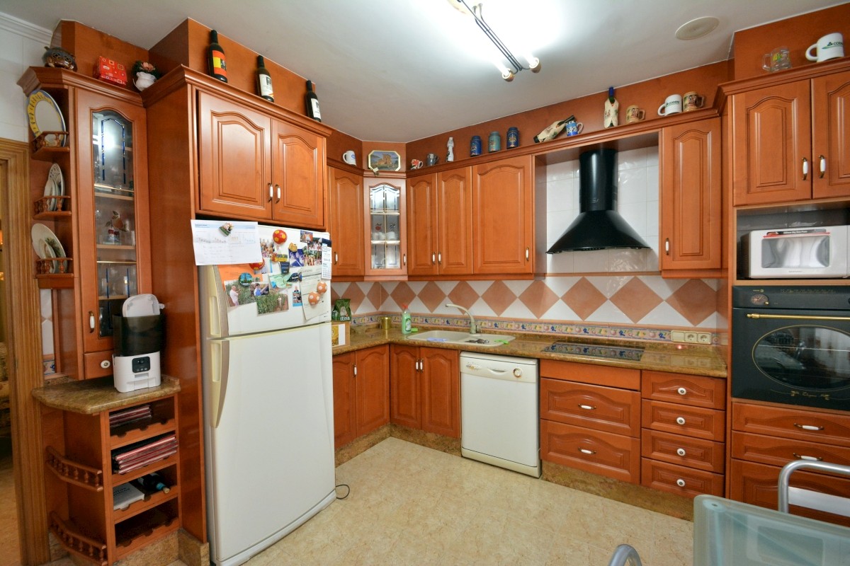 Bedroom in villa for sale in Guardamar del Segura