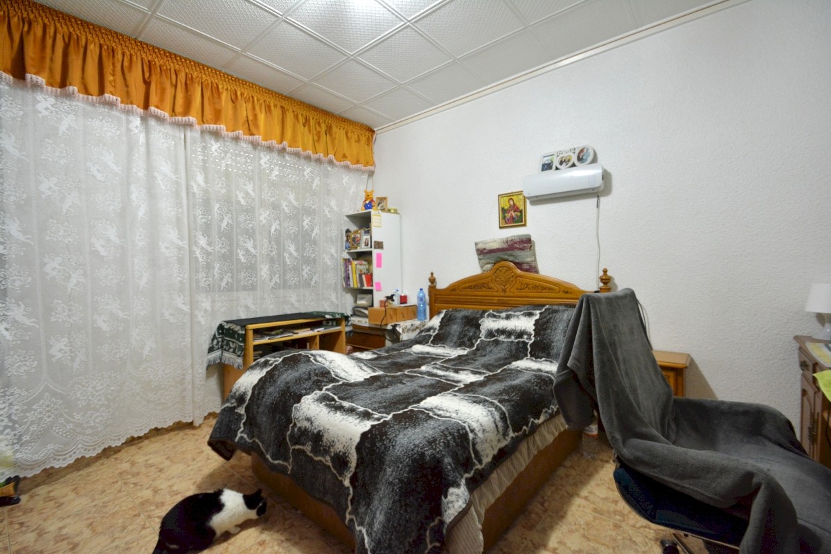 Dining area in terraced for sale in Guardamar del Segura