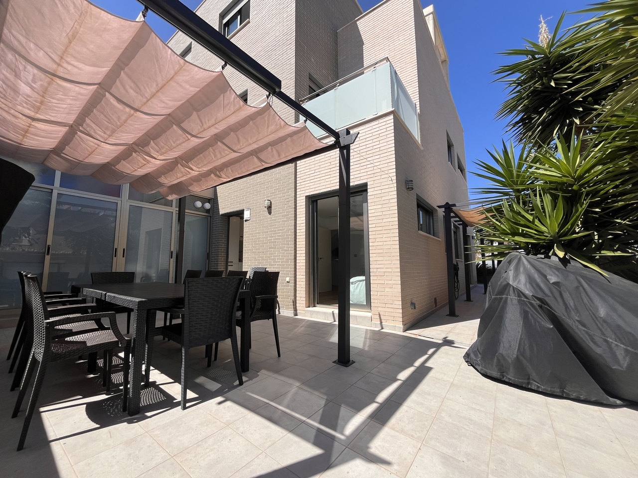 Terrace in villa for sale in Torre de La Horadada