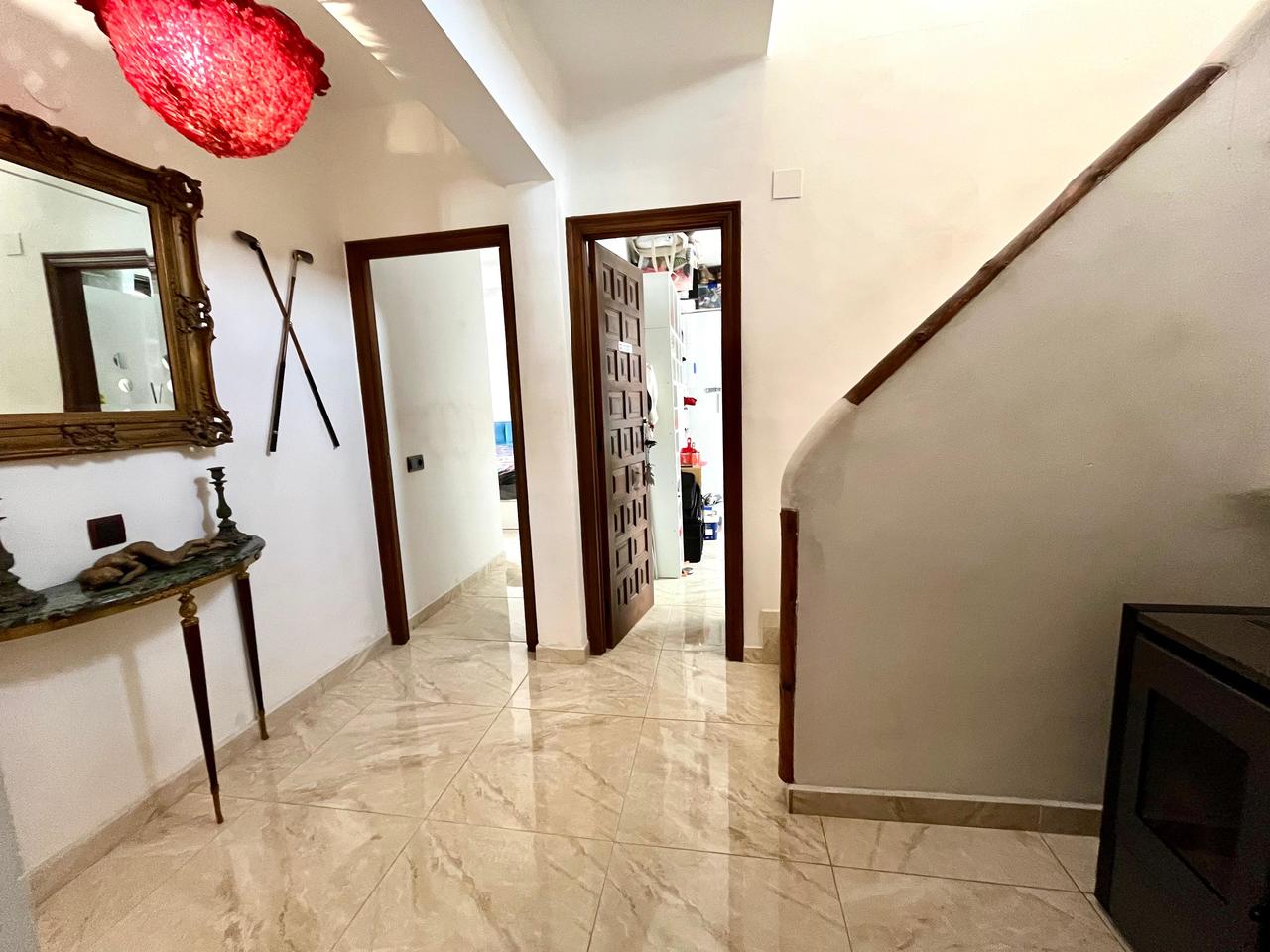 Terrace in villa for sale in Villamartin